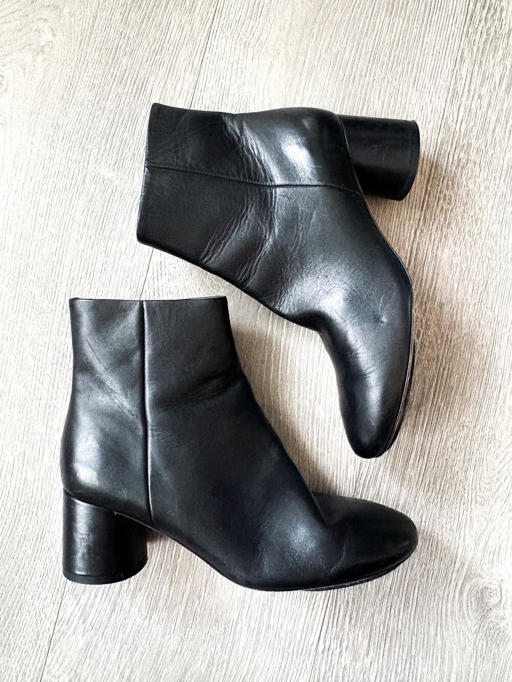 Vince Tillie Black Leather Ankle Boots Size 6 Round Block Heel